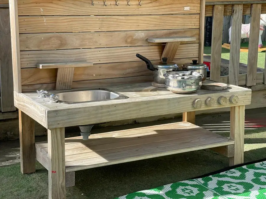 Mud kitchen